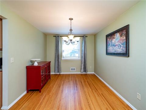 69 Lambeth Loop, Perinton, NY 14450 photo 4
