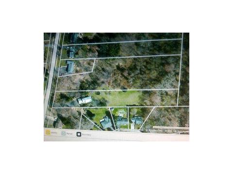 2716 Oakview Dr, Irondequoit, NY 14617 photo 2