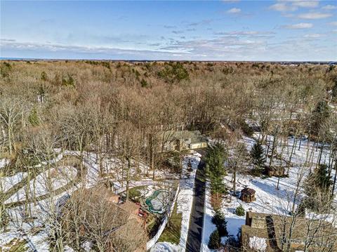 338 Shadowbrook Dr, Webster, NY 14580 photo 4