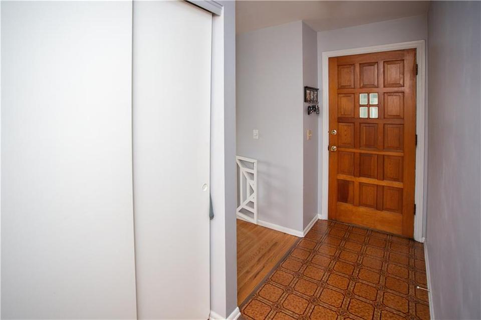  1132 Whitney Rd E, Perinton, NY 14450 photo 5