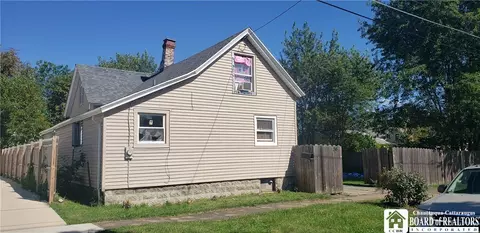 56 Genet St, Dunkirk, NY 14048