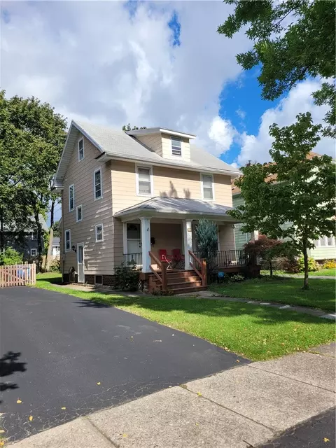 320 Roxborough Rd, Rochester, NY 14619