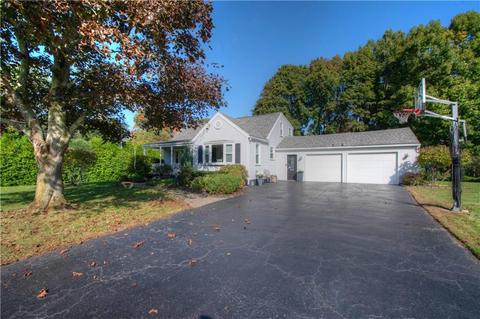 516 Old Mill Ln, Webster, NY 14580 photo 2