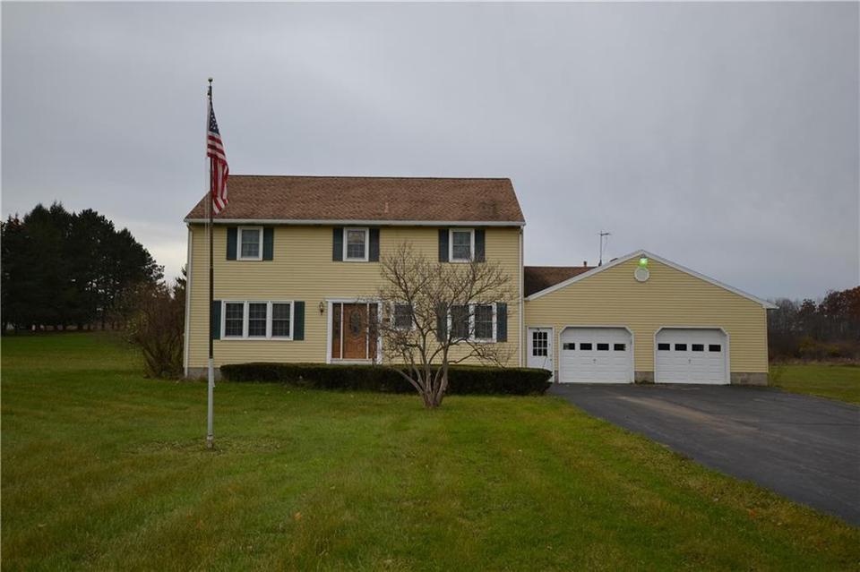 135 Stottle Rd, Chili, NY 14428 38 Photos MLS R1376932 Movoto