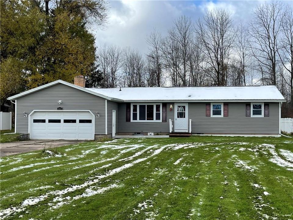 587 N Greece Rd, Hilton, NY 14468 41 Photos MLS R1379950 Movoto