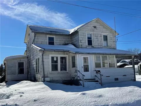 30 2nd St, Canisteo, NY 14823