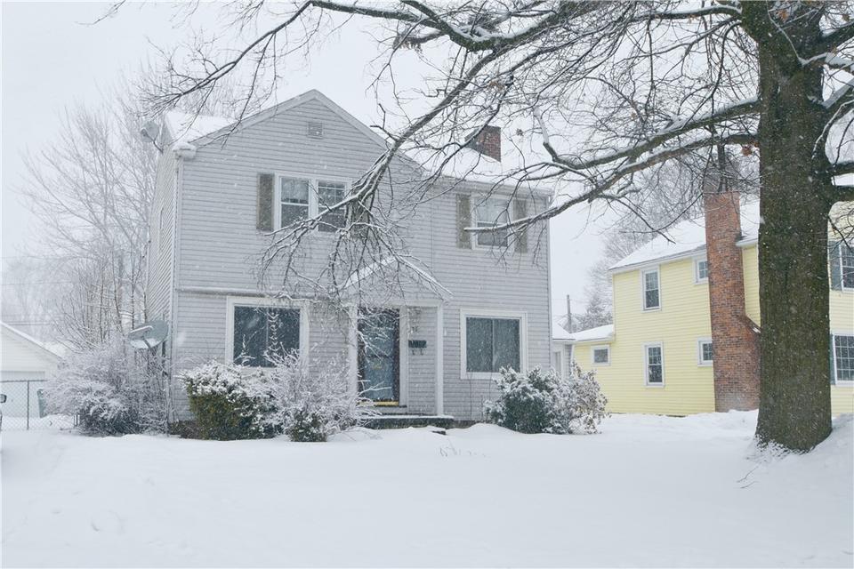 136 Lattimore Rd, Rochester, NY 14620 21 Photos MLS R1387749 Movoto