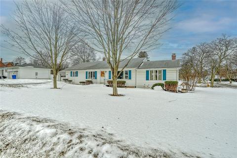 4075 Circle Dr, Williamson, NY 14589 photo 2