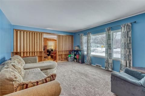 4075 Circle Dr, Williamson, NY 14589 photo 11