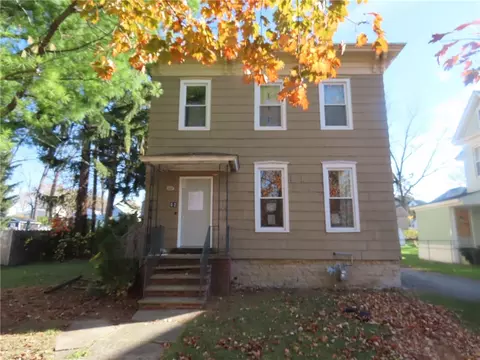 52 Steel St, Auburn, NY 13021