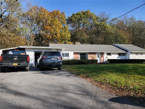 16 Hillcrest Dr, Lyons, NY 14489 photo 1