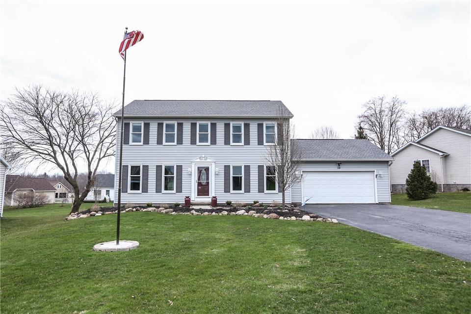 18 Berry Grove Ln, Brockport, NY 14420 48 Photos MLS R1397746 Movoto