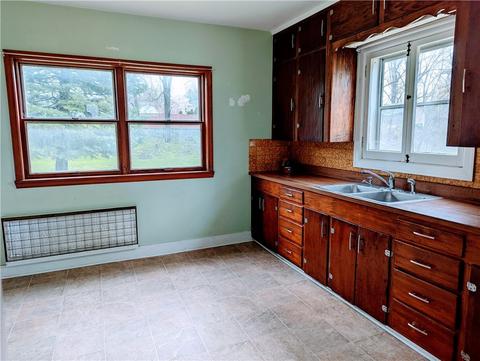 6 Howard Ave, Riga, NY 14428 photo 6