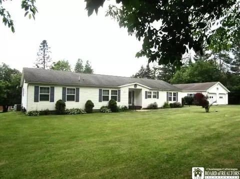2433 Beech St, Kiantone, NY 14701
