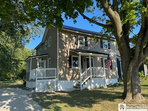 105 Union St, Westfield, NY 14787