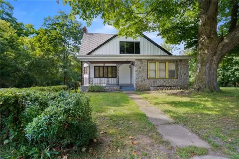 154 Lake Ave, Lockport, NY 14094