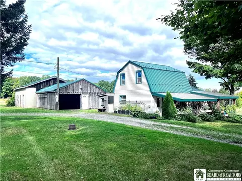 9307 Fredonia Stockton Rd, Pomfret, NY 14063