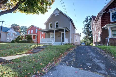 102 E North St, Geneva, NY 14456