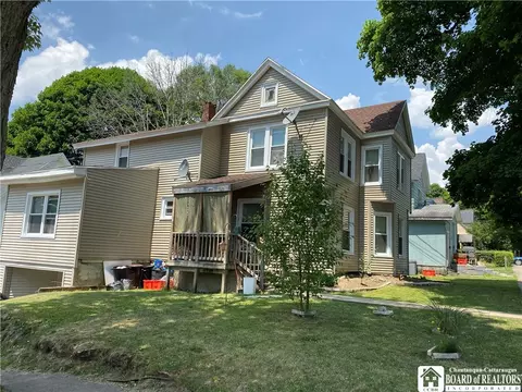 901 Prendergast Ave, Jamestown, NY 14701
