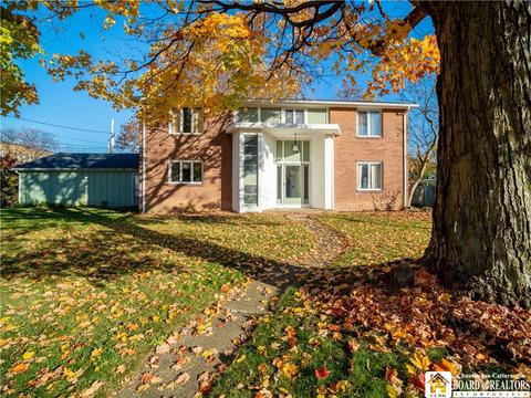 728 Eagle St, Dunkirk, NY 14048 photo 1