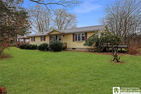 6415 Portage Rd, Westfield, NY 14787