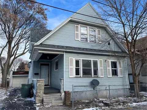 40 Mead St, Rochester, NY 14621