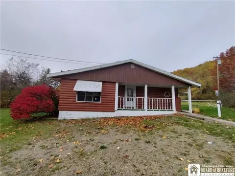 204 E State St, Salamanca, NY 14779