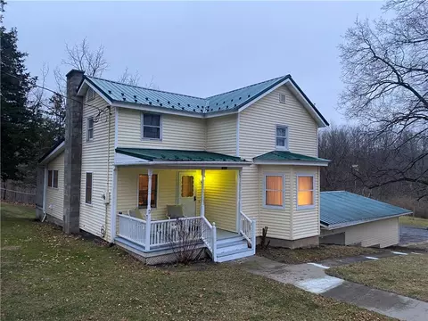 1624 Reddy Rd, Benton, NY 14415