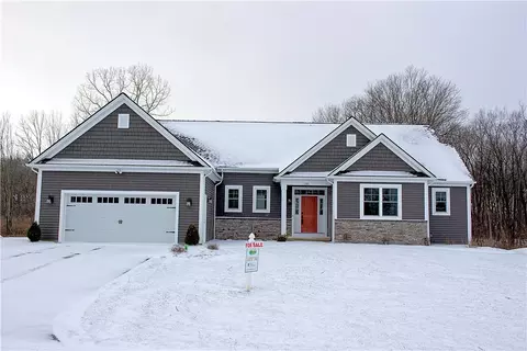 1310 Grayson Dr, Victor, NY 14564