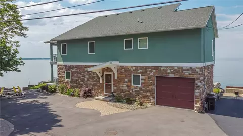 344 Lake Rd, Webster, NY 14580