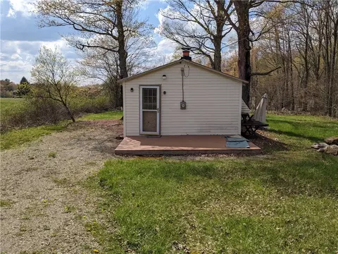 326 Division Street Ext, Hamlin, PA 16740