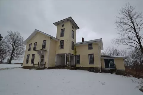 8447 State Route 5 And 20 #8447, West Bloomfield, NY 14469