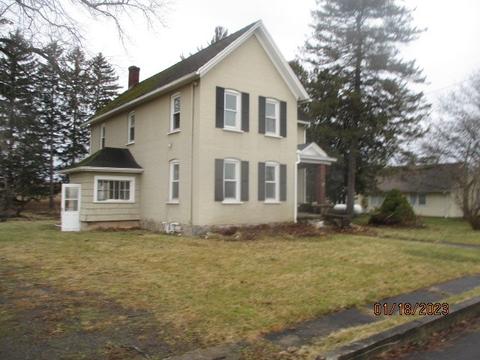 18 Ashley St, Lyons, NY 14489 photo 1