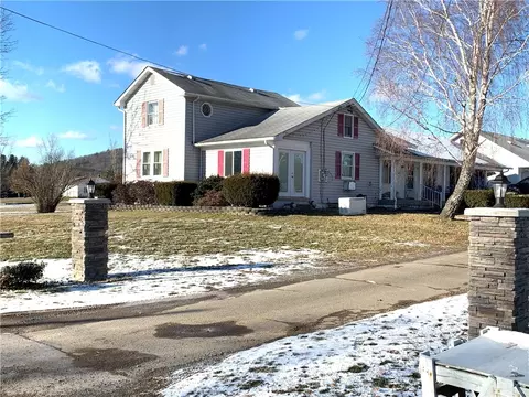 1953 State Route 44 S, Sharon, PA 16748