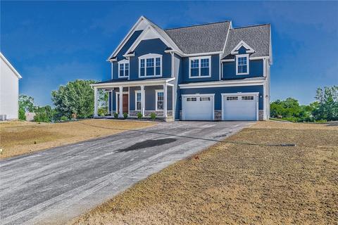 1305 Lake Rd, Webster, NY 14580