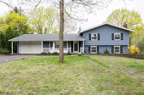 62 Stuyvesant Rd, Pittsford, NY 14534