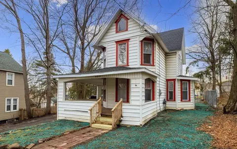 553 Velasko Rd, Syracuse, NY 13207