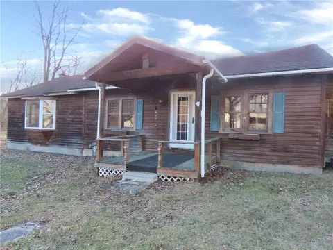 19 N Franklin St, Wellsville, NY 14895