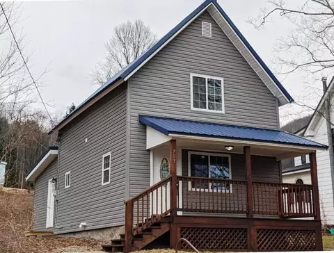 703 S East St, Coudersport, PA 16915