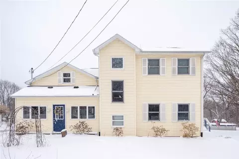3818 Center St, Livonia, NY 14487