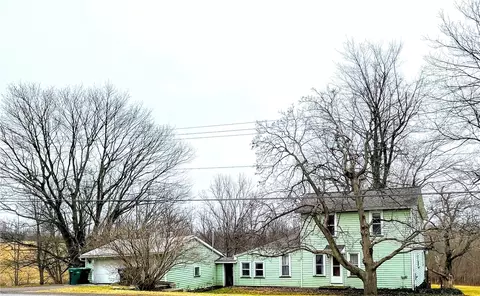 1516 Route 441 Rd, Walworth, NY 14568