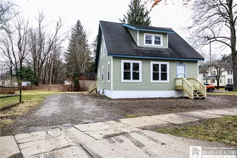 65 W Mosher St, Ellicott, NY 14733