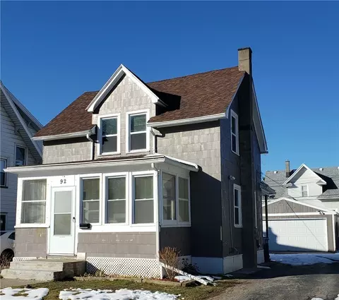 92 Penrose St, Rochester, NY 14612