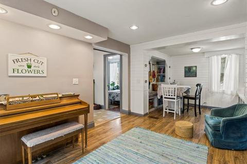 11 Bear St, Lyons, NY 14489 photo 8