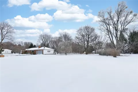719 Embury Rd, Penfield, NY 14625