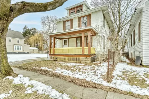 61 Lill St, Rochester, NY 14621