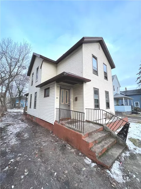 75 Ardmore St, Rochester, NY 14611