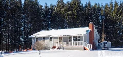 1616 W Hill Rd, Gerry, NY 14740