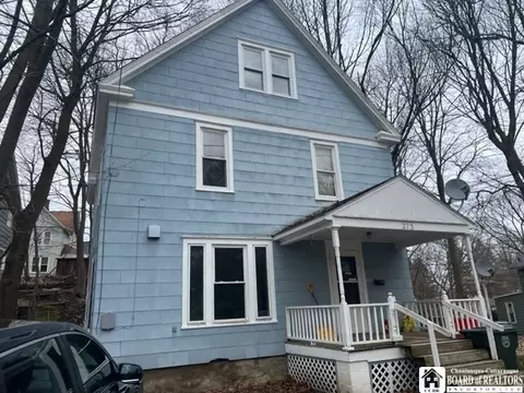 275 Buffalo St, Jamestown, NY 14701