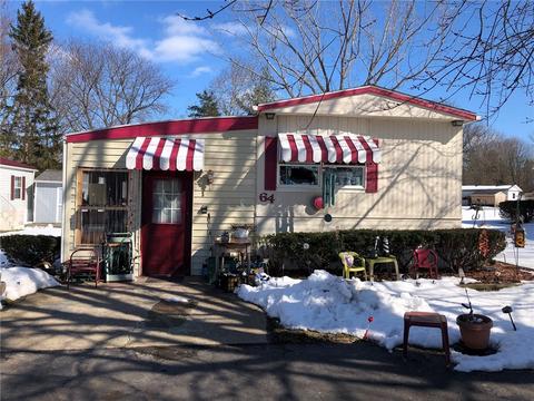 64 Second St, Shelby, NY 14103